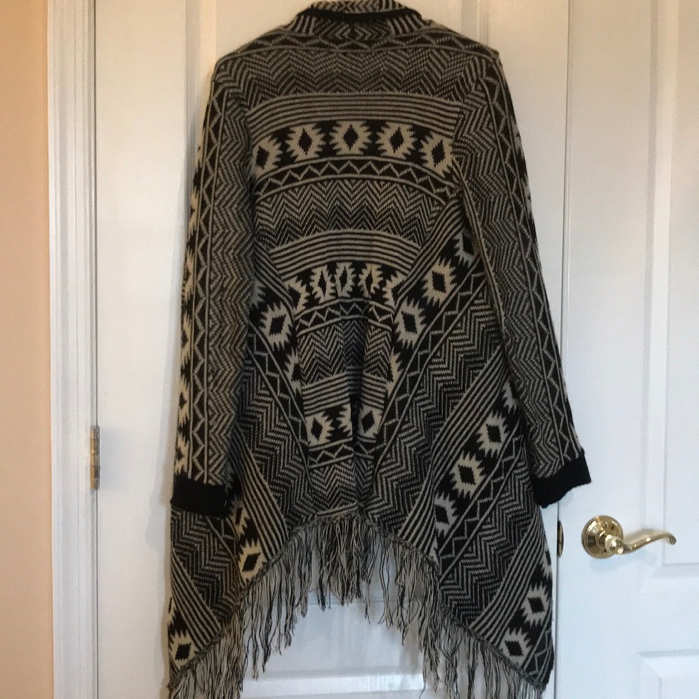 Almost Famous Cardigan - Picture 5 of 8
